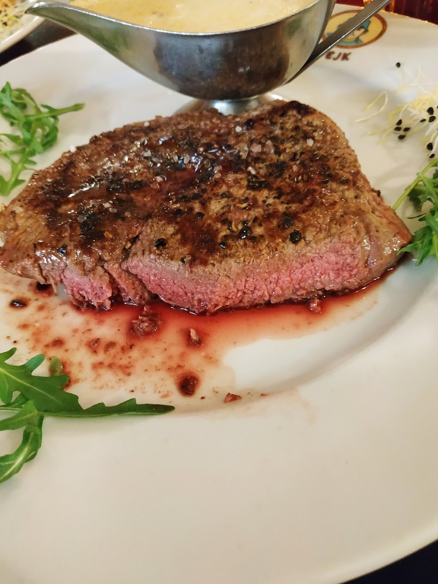 Svejk Restaurant A Pension Tivoli-10