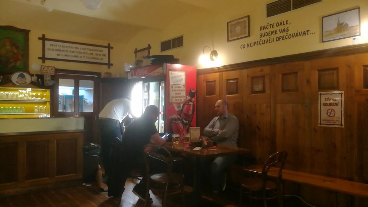 Svejk Restaurant A Pension Tivoli-2