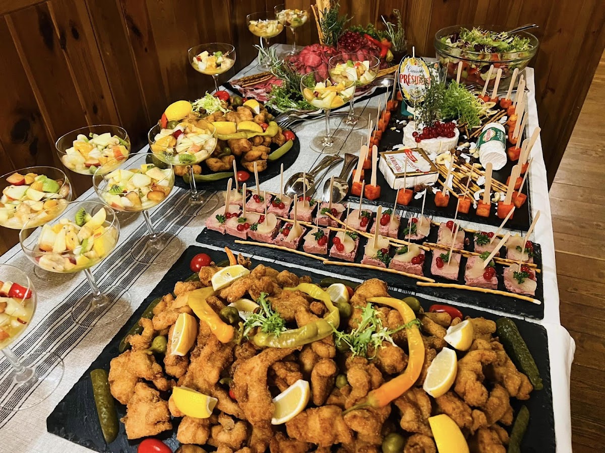 Svejk Restaurant A Pension Tivoli-4